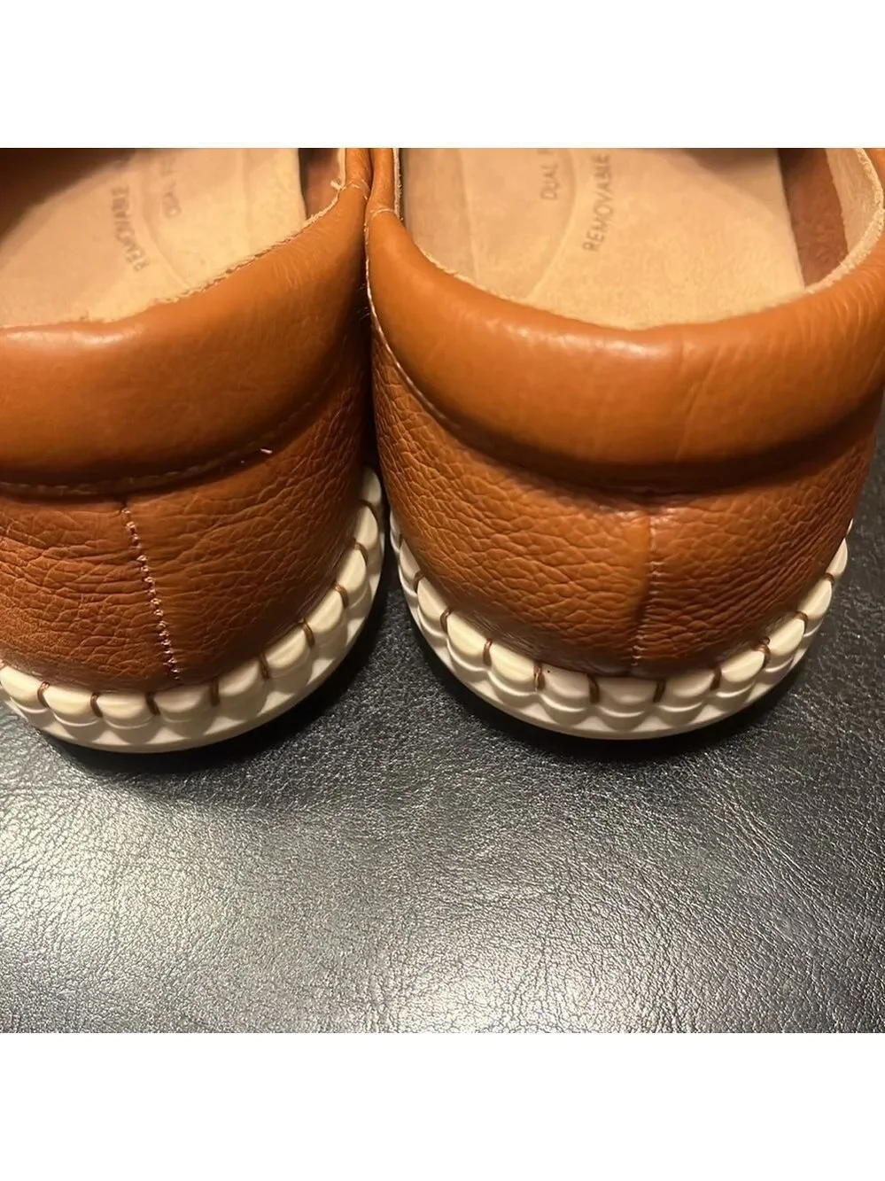 NWOB $110 Brioso Sabina Brazilian Made Comfort Flats - 9.5